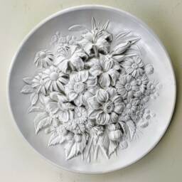 Round Rosette Bouquet Farm House Decor Wall Plaque - thumbnail 3
