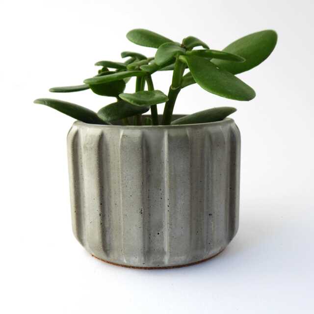 Handmade Medium Concrete Plant Pot Modern Planter For Indoor Plants - image 1