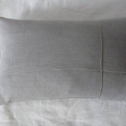 Cushion With Three Rabbits/Vintage Style Sewn On, Made Of Linen in Grey/Whitebeige/White - thumbnail 4