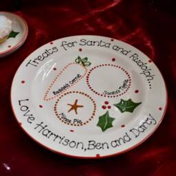 Personalised Christmas Treats For Santa Plate - thumbnail 3