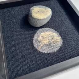 Woven Beach Stone Tapestry in Frame Black Sea Wall Art, Rock Reflection - thumbnail 3