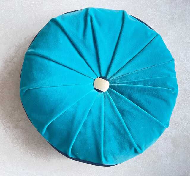 Designers Guild Varese Turquoise Round 16 - image 1