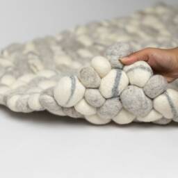 stone Rug Wool Felt Rectangular Living Room Pebble Rug, Natural Handmade Mat For Living, Bed, & Bath - thumbnail 3
