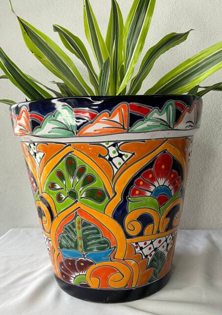 Talavera Colorful Pot - image 1