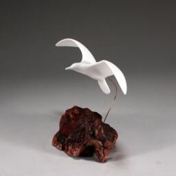 Seagull Sculpture By John Perry 9In Wingspan Hovering Version On Burlwood. Signed - thumbnail 3