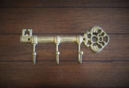 Antique Gold Skeleton Key Holder, Cast Iron Wall Decor