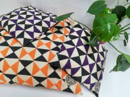 Hand Block Printed Cotton Pillow Cover Geometric Design - Damaru Orange & Black - thumbnail 1