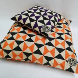 Hand Block Printed Cotton Pillow Cover Geometric Design - Damaru Orange & Black - thumbnail 2