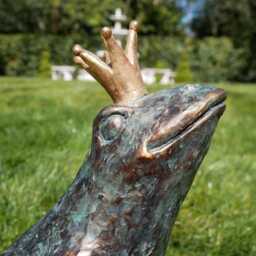 Prince Frog Garden Ornament - Resin Statue Bronze Effect Outdoor Decor Figurine Animal Lawn Sculpture Gardeners Gift - thumbnail 4