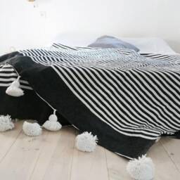 Boho Moroccan Blanket - Handmade Cotton Pom Throw Berber Bed Spread Cozy Bedding Blanket Home D??cor - thumbnail 3