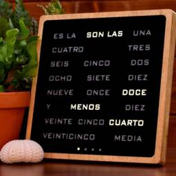 Word Clock - Spanish Wordclock, Led Clock, Wood Electronic Wooden Modern - thumbnail 2
