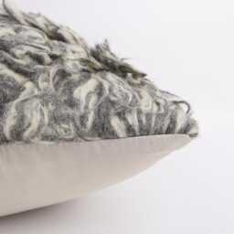 Handwoven Kilim Pillow Cover 18x18 Natural Wool Throw Cushion - thumbnail 4