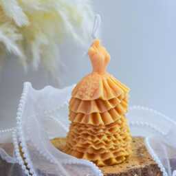 Bridal Dress Candle Eco-Friendly Soy & Beeswax, Handmade Home Decor - thumbnail 3