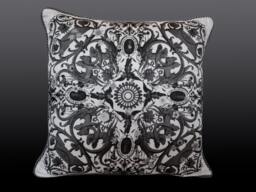 Angela Pillow - Black/White - thumbnail 1