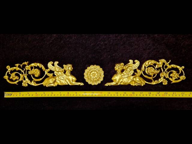 Large Gilt Gold Or White French Empire Style Onlay Applique Sphinx Griffin Decorative Wall Furniture Moulding Pediment Plastic Decoration - image 1
