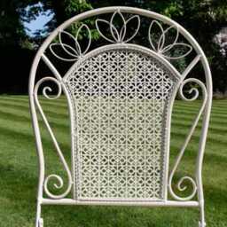 White Metal Bistro Furniture Set - Table & Two Chairs Patio Outside Furniture - thumbnail 4