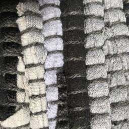 "Beautiful Handmade Chindi Rag Rug , 30""x 46" - thumbnail 4