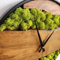 Custom Moss & Olive Wood Wall Clock With Metal Frame - thumbnail 3