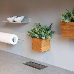 Magnetic Oak Wood Planter Box Joint Herb & Flower Pot - thumbnail 1