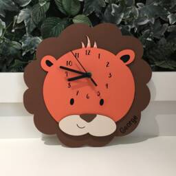 Personalised Wooden Lion Clock - thumbnail 2