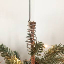 Gold Believe Wire Christmas Tree Topper - thumbnail 3