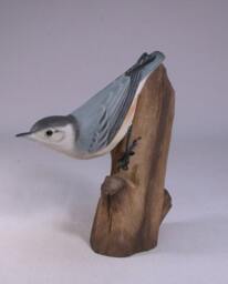 White-Breasted Nuthatch Hand Carved Wooden Bird - thumbnail 2