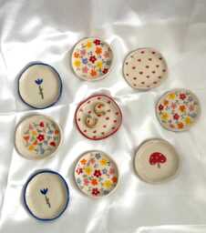 Ring Dish - Pill Holder Small Trinket Dainty Heart Flower Gift - thumbnail 1