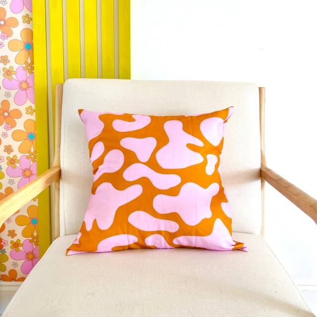 Retro Linen Pillow Cover Pink & Orange Lava Lamp Design - image 1