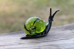 Glass Snails Hand Sculpted Snail Glass Sculpture Snail Figure Figurine Miniature Figurine Ornament - thumbnail 1