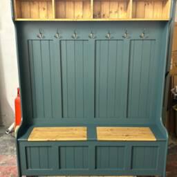 Coat Rack Hand Crafted With Under Seat Storage & Pigeon Holes - thumbnail 3