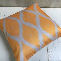 Handwoven Silk Ikat Pillow Cover, Modern Accent Cushion - 16x16 - thumbnail 4
