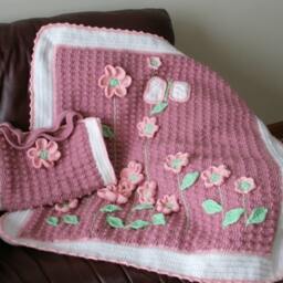 Flower Bed Blanket & Diaper Bag - thumbnail 2
