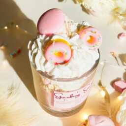 strawberry Sundae Soy Candle Whipped Wax Dessert Candle - thumbnail 3