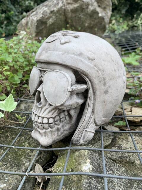 Stone Garden Sunglasses Helmet Skull Gothic Human Head Ornament Statue - image 1