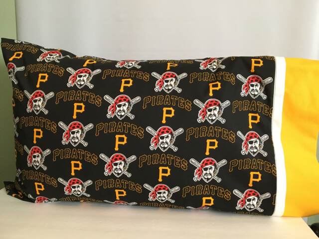 Pittsburgh Pirates Pillowcase - image 1