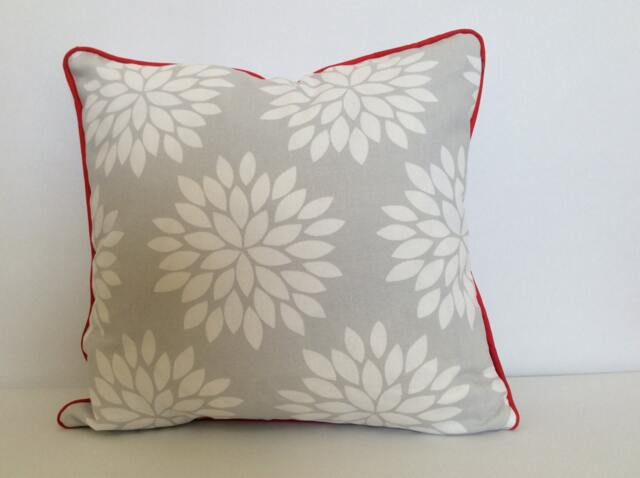 Christmas Poinsettia Pillow Cover Gray Floral Print With Red Piping - image 1