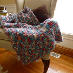Blue/Grey/Red Square Ribbed Throw - thumbnail 2