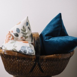 Navy Blue Velvet Pillow - Luxe Cover 18x18 20x20 - thumbnail 3