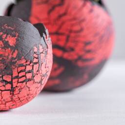 Set Of 3 Red & Black Ceramic Planters, Modern Egg Shape Bowl - thumbnail 3