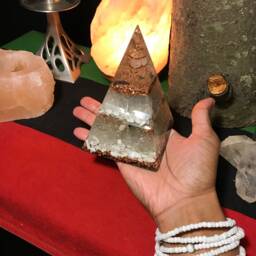 stones Of Heaven Orgone Pyramid ~ Azurite, Howlite, Selenite, Rainbow Moonstone, Lodestone Magnetite, Quartz Crystal Black Tourmaline - thumbnail 2