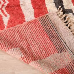 Vintage Red Boujaad Rug, Authentic Moroccan Rug 5x7 Ft - thumbnail 4
