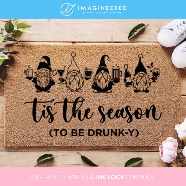 Tis The Season To Be Drunky - Funny Gnome Doormat Seasonal Door Mat Gifts Beverage Drinks Gnomes - image 1