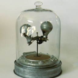 Finely Detailed Handmade Airship Model. One Of A Kind Design From Steampunk Artist, T. Vincent Smith. Head-Turning Sci-Fi Display Art. Wow - thumbnail 4