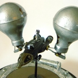 Finely Detailed Handmade Airship Model. One Of A Kind Design From Steampunk Artist, T. Vincent Smith. Head-Turning Sci-Fi Display Art. Wow - thumbnail 3