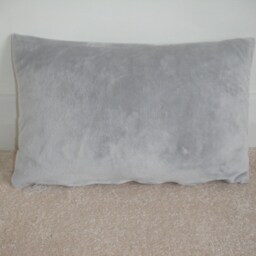 "Tempur Travel Minky Pillow Cover With Zip 40x26cm Grey Gray Plush 10x16 Cuddlesoft Fleece Soft Fluffy Oblong Cushion Case Sham 16""x10" - thumbnail 3