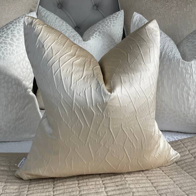 Ashley Wilde Fabric Cushion Pillow Cover 16 - image 1