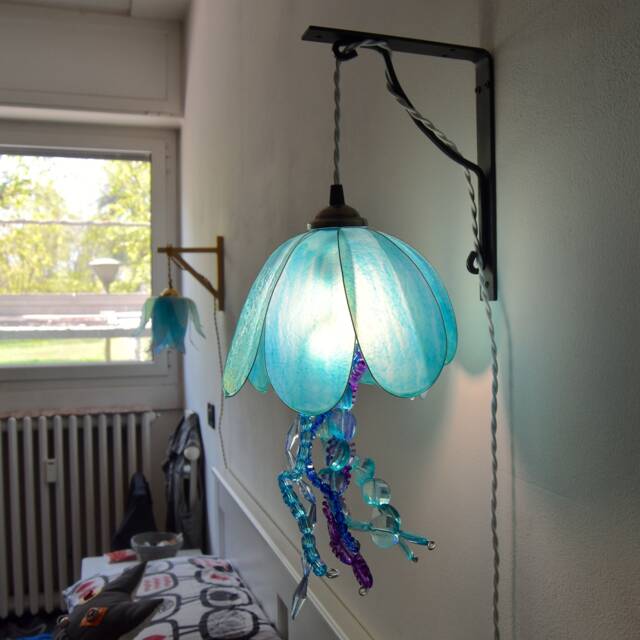 Jellyfish-Shaped Wall Lamp Handmade & Painted in Resin - image 1