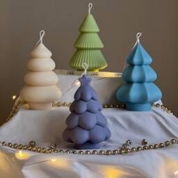 Hand Poured Christmas Tree Soy Candle Festive Home Decor - thumbnail 2
