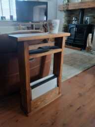 Wooden Side/End Table - thumbnail 1