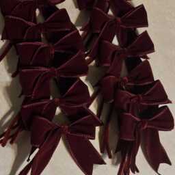 Small Burgundy Velvet Christmas Tree Bows, Set Of 10 - thumbnail 3